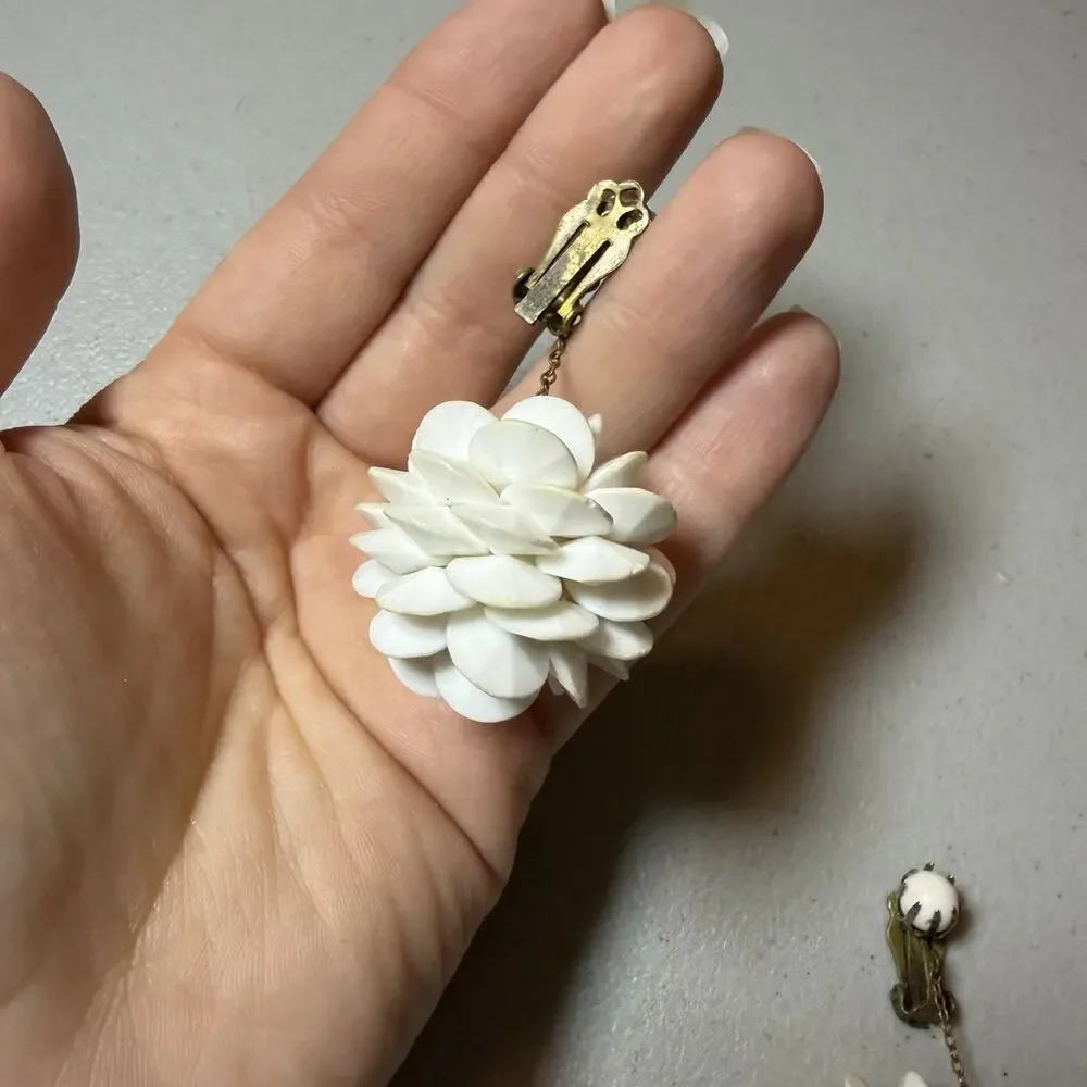 Vintage Mid-Century Clip On Earrings Dimensional White Shell Petal Cluster